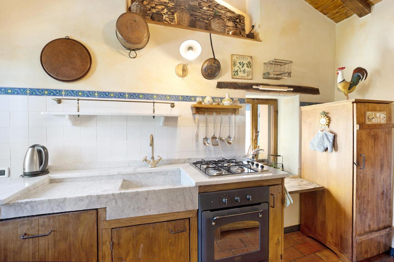 Casa Vittorina Villa Cesio Exterior photo